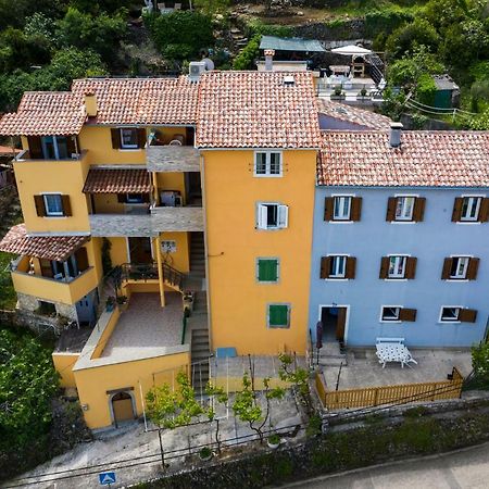 Apartments And Rooms Roberto B. Valun Luaran gambar